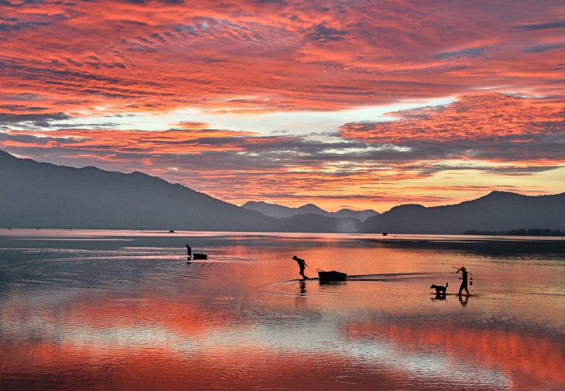 399 - SUNSET LANG CO - CUONG PHAM HUNG - viet nam.jpg